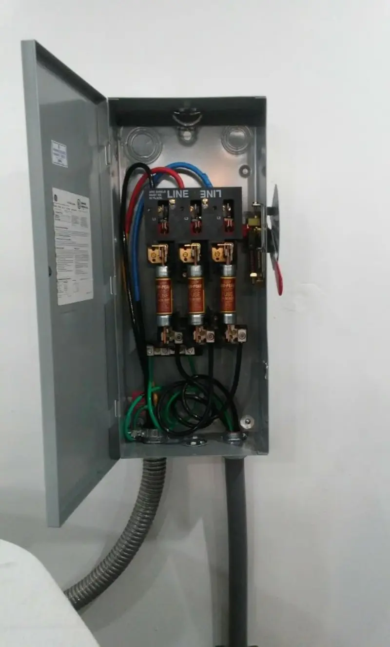 Three-phase disconnect switch installed for Smoke Detector Installation in Lakemoor